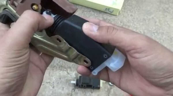 Ремонт дверных замков г. Санкт-Петербург